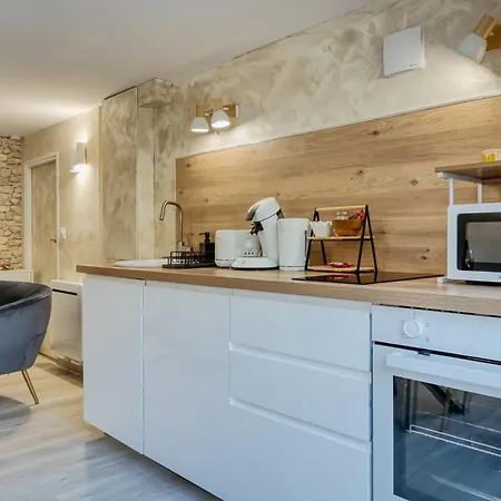 L'escapade Enchantée - Spa, Cheminée Et Cinéma