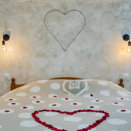 L'escapade Enchantee - Spa, Cheminee Et Cinema Διαμέρισμα Tournedos-Bois-Hubert